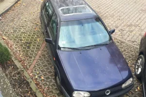 Golf z przebiegiem cofniętym o 300 tys. km