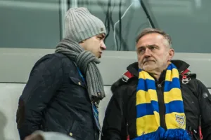 Arka Gdynia kontraktami odzyska wiarygodność? Prezydent wstrzymał finansowanie