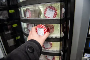 Weź zupę na drogę. Nowy "zupomat" we Wrzeszczu