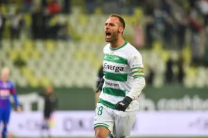 Lechia Gdańsk - Piast Gliwice 1:0. Paixao nie strzelił karnego, ale dał wygraną