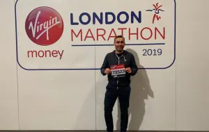 Grzegorz Mucha rzucił papierosy i biegnie po koronę maratonów świata
