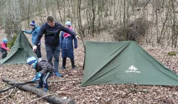 Zabierz rodzinę do lasu - bushcraft jest dla każdego