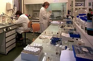 Pomysł z laboratorium, pieniądze z biznesu