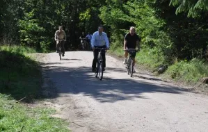 Gdynia: nowa droga rowerowa przez las