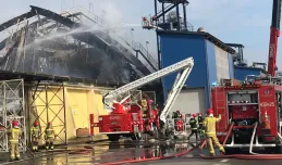 Komisja zbada przyczyny pożaru magazynu w porcie w Gdyni