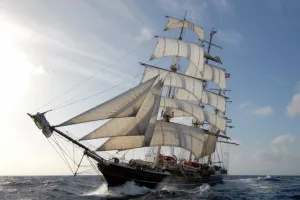 "Stad Amsterdam" wpłynie do Gdyni