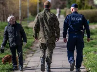 Gdynia: dziewięciu policjantów na kwarantannie