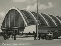Hala targowa: dawna mekka handlu w Gdyni