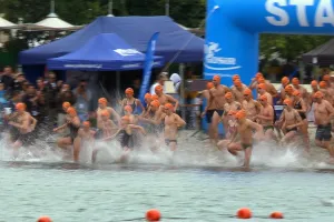 Morski maraton pływacki BCT: 3 kilometry walki z zimnym morzem