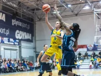 Kamila Podgórna nadal w Arce Gdynia. Bez  ograniczeń dla zagranicznych koszykarek