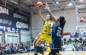 Kamila Podgórna nadal w Arce Gdynia. Bez  ograniczeń dla zagranicznych koszykarek