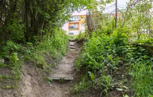 Nowe schody we Wrzeszczu: połączą ulice Makuszyńskiego i Reymonta