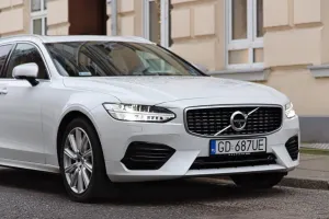 Ograniczniki prędkości do 180 km/h w samochodach Volvo już latem