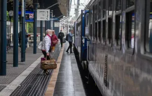 Sanepid szuka pasażerów dwóch pociągów między Bielskiem-Białą i Gdańskiem