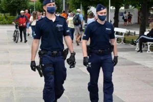 Kontrole w Sopocie. Dwie nielegalne dyskoteki i 60 mandatów