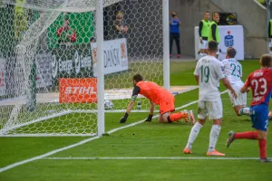 Lechia Gdańsk nie poradziła sobie z agresywnością i kontrowersjami