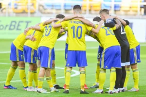 Arka Gdynia piłkarskie szczęście poparła determinacją. Trener dziękuje piłkarzom