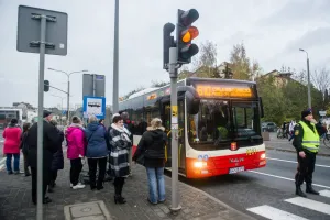 Gdańsk i Gdynia wydały 700 tys. na organizację komunikacji na Wszystkich Świętych
