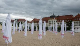 Turyści tylko do wtorku, od środy goście w delegacjach