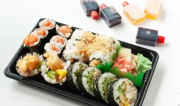 Jedzenie na telefon: testujemy sushi