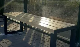 Gdańsk: 28 nowych ławek na przystankach. Zniknie ławka-samoróbka