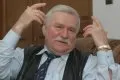 Lechowi Wałęsie udrożniono arterię w sercu
