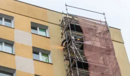 Ruszył remont balkonów blokowany przez mieszkańca