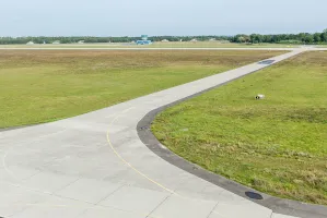 Gdynia: Majątek lotniska dla firmy logistycznej