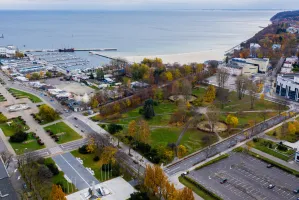 "Park Rady Europy powinien zostać parkiem"