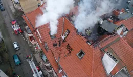Skutki piątkowego pożaru kamienicy w Sopocie. Trwa internetowa zbiórka pieniędzy
