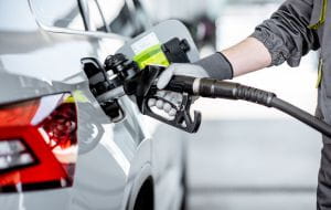 Podatek handlowy podniesie ceny paliw. Drożej na stacjach