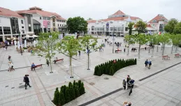 Plac Przyjaciół Sopotu ożywiony