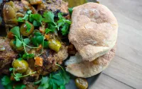 Gastrobanda: marokańskie kiszonki w towarzystwie kurczaka