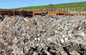 Szadółki zapłacą kolejne miliony za wydobycie odpadów