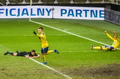 Arka Gdynia - Stomil Olsztyn 2:0. Szczęśliwa wygrana. Goli powinno być więcej