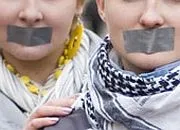Geje i lesbijki: milczeniem przerwać milczenie