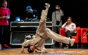 Walka o tytuł najlepszego breakdancera - zawody taneczne w Miniaturze