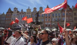 Gdańsk rozdaje flagi z okazji święta miasta