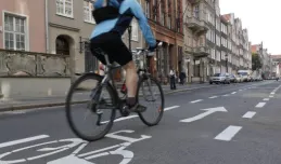 Gdzie wytyczać ścieżki rowerowe: na jezdni, czy na chodniku?