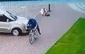 Wywrócił kobietę i uciekł na rowerze
