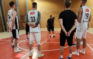 Trefl Sopot rozpoczął przygotowania do sezonu. 9 koszykarzy na pierwszym treningu