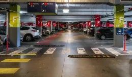 Ostatnie duże centrum handlowe wprowadzi płatny parking?
