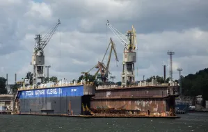 Port Gdynia  i Stocznia Wojenna porozumiały się w sprawie doku pływającego