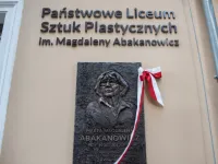 Magdalena Abakanowicz patronką Państwowego Liceum Sztuk Plastycznych w Gdyni