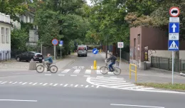 Zdemontują barierkę na drodze rowerowej na ul. Piramowicza?