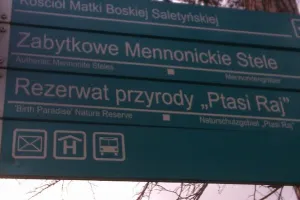 Zaskakujący drogowskaz w Sobieszewie