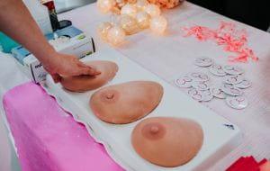 Rak piersi to najczęstszy nowotwór u kobiet. Na badania zgłasza się tylko 40 proc.