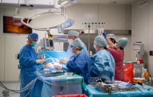 Pierwsze zabiegi laparoskopowe w nowym bloku operacyjnym w Gdyni
