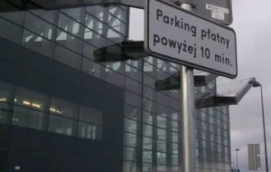 Całuj i leć - nowy parking na lotnisku