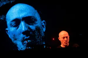 To nie impreza, to spektakl - Paul Kalkbrenner rozpalił halę Olivia